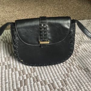Black shoulder bag